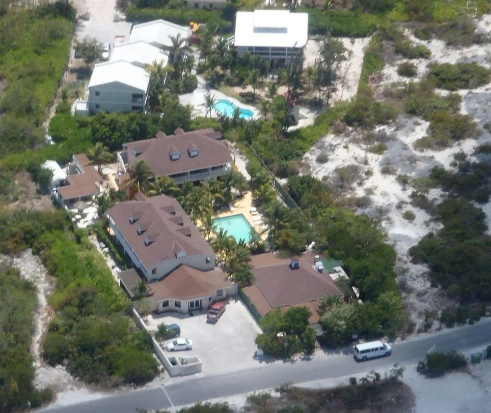 גרייס ביי Caribbean Paradise Inn