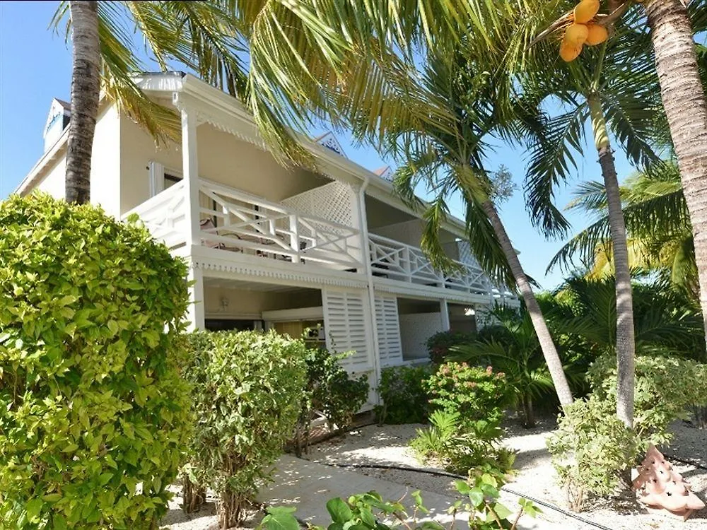 גרייס ביי Caribbean Paradise Inn 3*, גרייס ביי